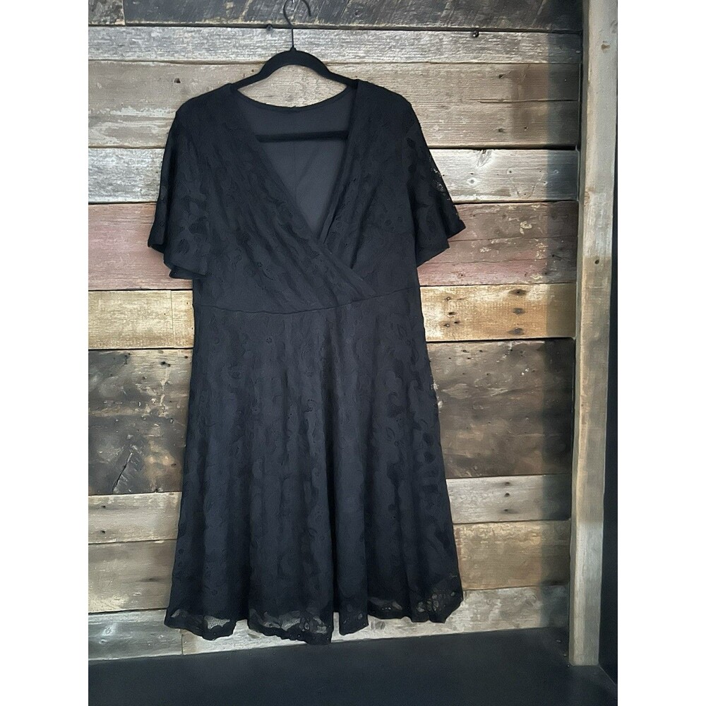 Scomchic Black 2XL Short Sleeve Lace Vneck Party Dress Waisted